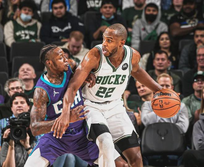 包含字母哥复出首秀出彩,马德里竞技主场大胜多特蒙德,豪取25连胜的词条 包含字母哥复出首秀出彩,马德里竞技主场大胜多特蒙德,豪取25连胜的词条