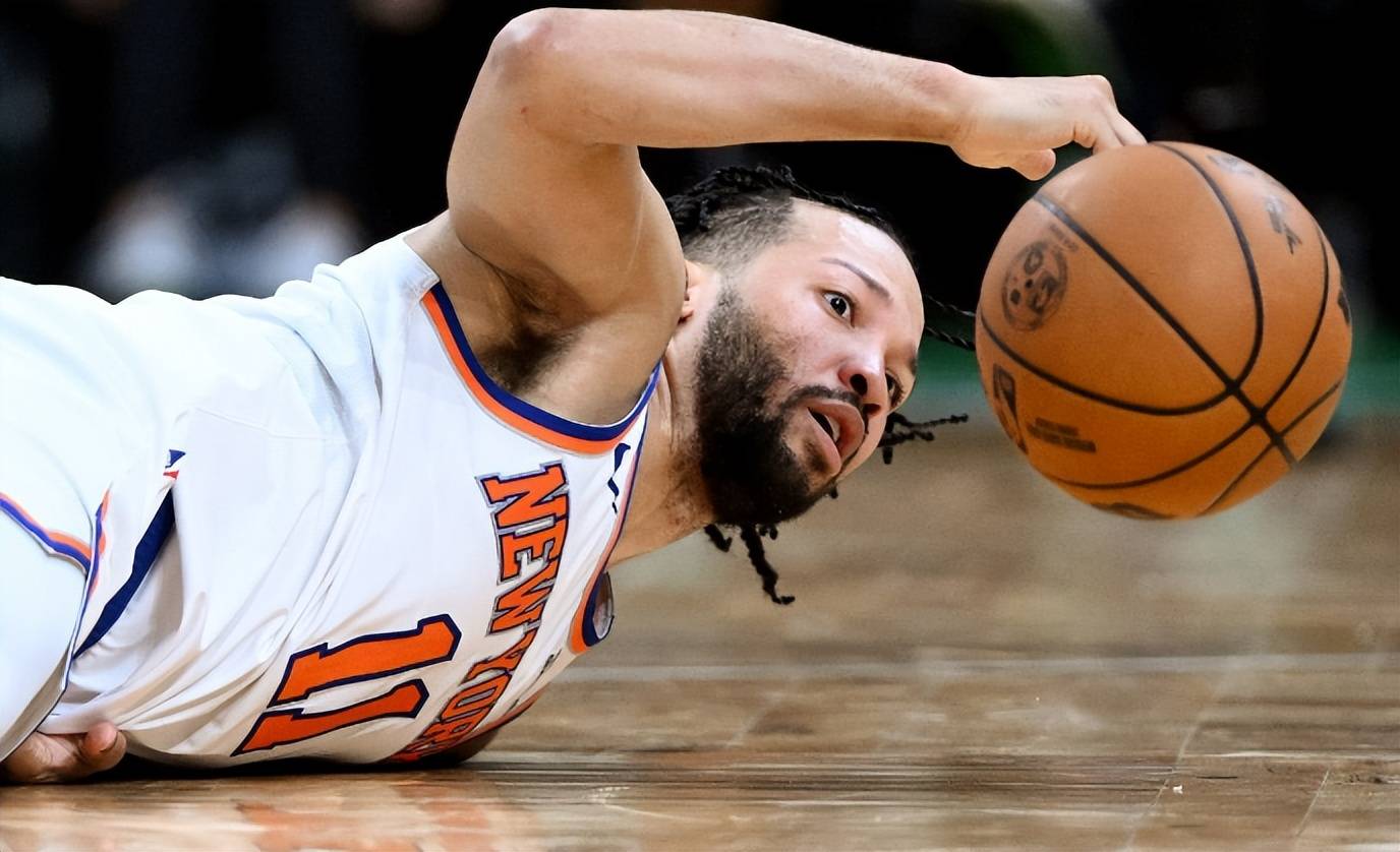  今晚全锦赛前瞻：布伦森伤情更新，迈阿密热火冲击零封纪录